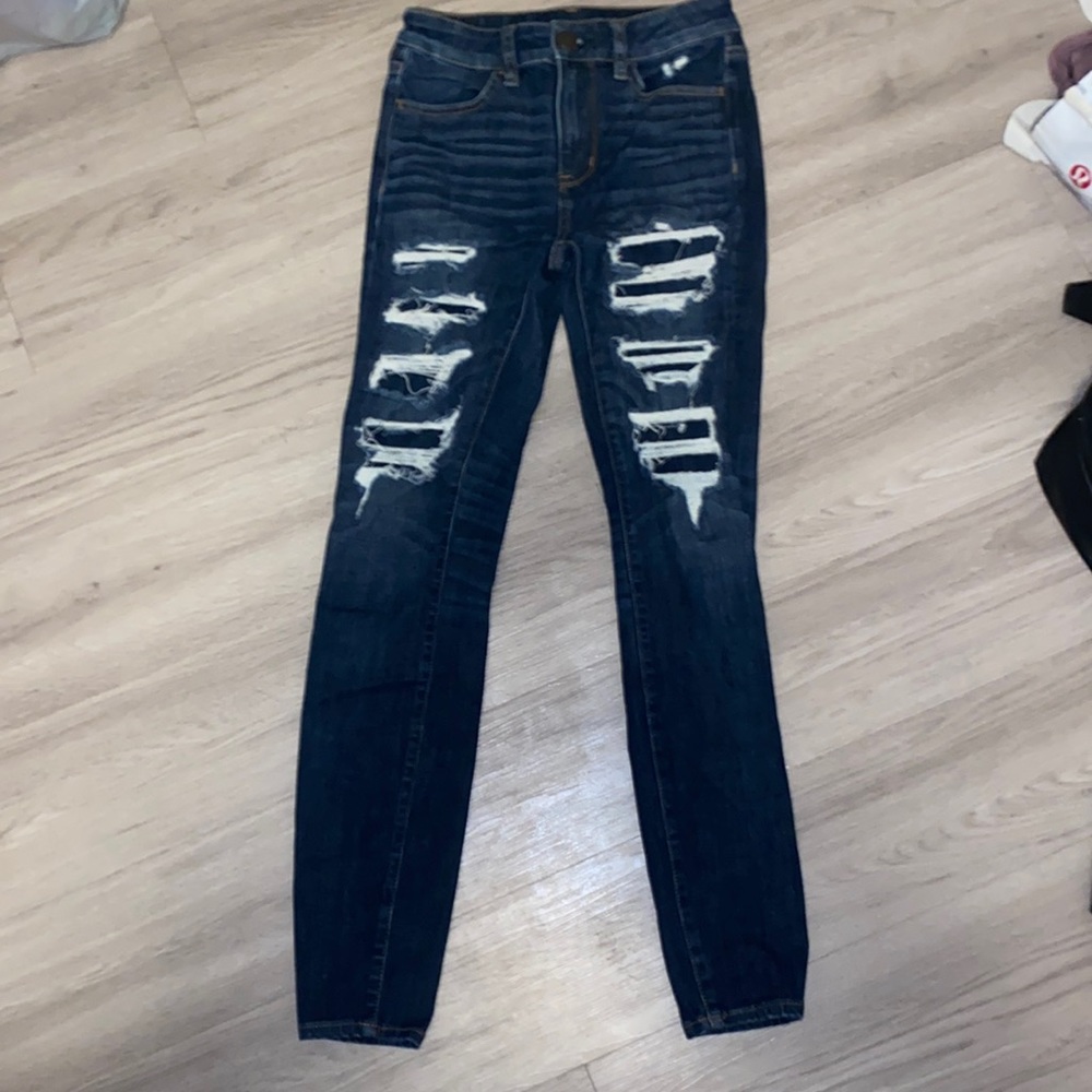 american eagle ripped jeans